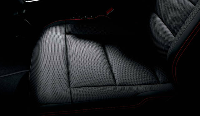 ブラックdesignoレザーシート内装