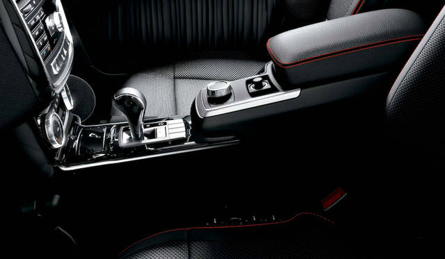 ブラックdesignoレザーシート内装