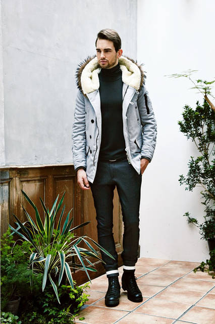 <strong>junhashimoto｜ジュンハシモト</strong><br /><strong>2015-16年 秋冬コレクション</strong>　ブルゾン 12万9600円