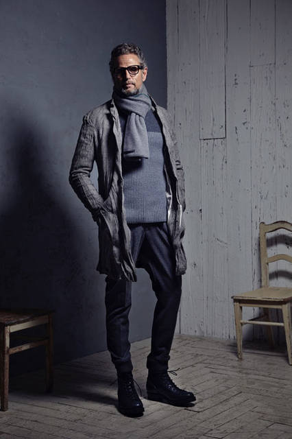 <strong>junhashimoto｜ジュンハシモト</strong><br /><strong>2015-16年 秋冬コレクション</strong>　コート 8万4240円