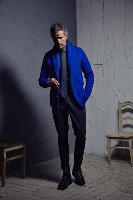 <strong>junhashimoto｜ジュンハシモト</strong><br /><strong>2015-16年 秋冬コレクション</strong>　ニット 5万4000円