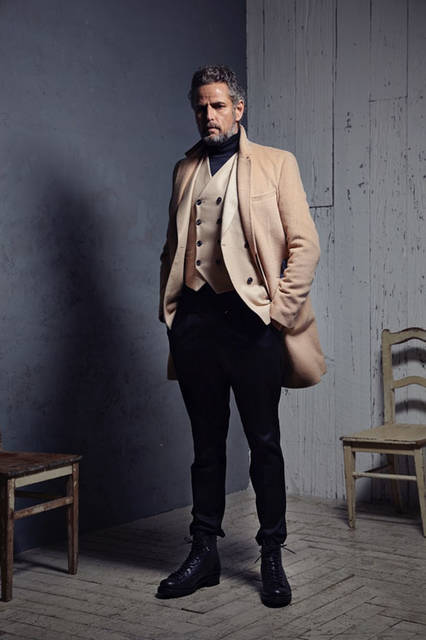 <strong>junhashimoto｜ジュンハシモト</strong><br /><strong>2015-16年 秋冬コレクション</strong>　コート 9万1800円