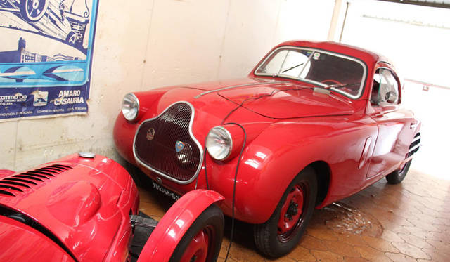 フィアット508CS MM。1930年代後半のデザインと思えぬモダーンなフラッシュサイドをもつ。