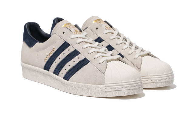<strong>adidas Originals｜アディダス オリジナルス</strong><br />「Superstar 80s BY」1万7280円（2015年10月下旬より BEAUTY & YOUTH各店にて先行発売開始。本発売は11月上旬）