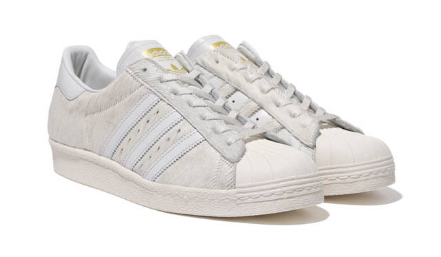 <strong>adidas Originals｜アディダス オリジナルス</strong><br />「Superstar 80s ZOZO」2万3760円（9月下旬より ZOZOTOWNにて先行開始予定。本発売は10月上旬予定）