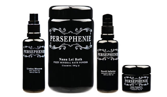 <strong>ESTNETION｜エストネーション</strong><br />「WWD Beauty×ESTNATION“Shared COSMETICS”POP-UP STORE」　「PERSEPHENIE（パーセファニー）」