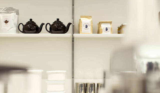 <strong>MARGARET HOWELL｜マーガレット・ハウエル</strong><br />「マーガレット・ハウエル ショップ＆コーヒー 京都BAL」