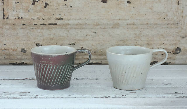 <strong>MISHIM POTTERY CREATION｜ミシン ポタリー クリエーション</strong><br />single mug 3800円（税抜）