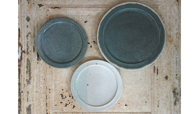 <strong>MISHIM POTTERY CREATION｜ミシン ポタリー クリエーション</strong><br />E plate 2900円（税抜）～<br />H plate 4100円（税抜）～