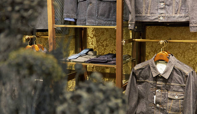 <strong>WORK NOT WORK｜ワーク ノット ワーク</strong><br />阪急メンズ大阪 5階「WORK NOT WORK URBAN RESEARCH 阪急メンズ大阪店」　