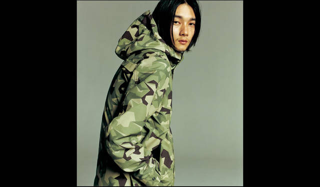 <strong>CONVERSE TOKYO｜コンバース トウキョウ</strong><br />2015-16年秋冬コレクション　柳俊太郎