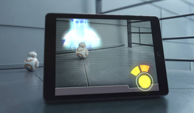 <strong>sphero｜スフィロ</strong><br />「BB-8™」　© & ™ Lucasfilm Ltd.