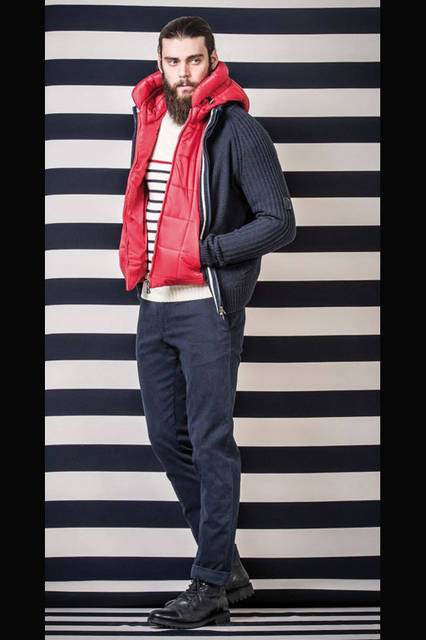 <strong>MARINA YACHTING｜マリーナ ヨッティング</strong><br />2015-16年秋冬コレクション　アウターウェア（参考色）7万4520円、セーター4万2120円