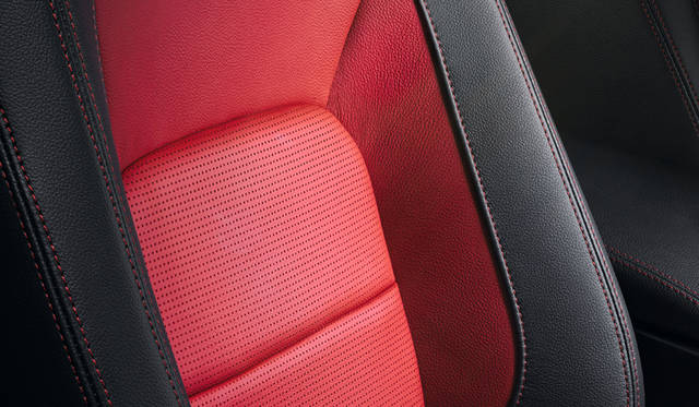 Jaguar F-Pace R-Sport｜ジャガー Fペース R-Sport