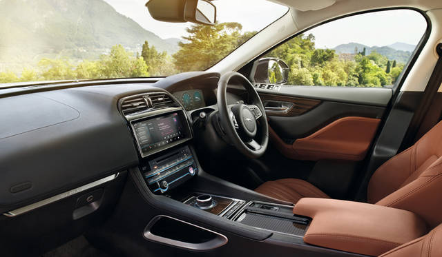 Jaguar F-Pace Portfolio｜ジャガー Fペース ポートフォリオ