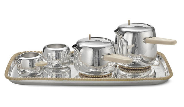 <strong>GEORG JENSEN｜ジョージ ジェンセン</strong><br />「マーク ニューソン ティーセット」