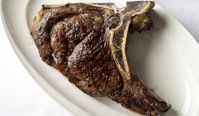 <strong>RUSTEAKS｜ラステイクス</strong><br />「ポーターハウス プライムグレード（アメリカ）」（800g）1万3800円