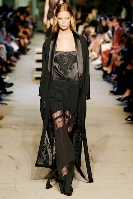 GIVENCHY_SS16_084