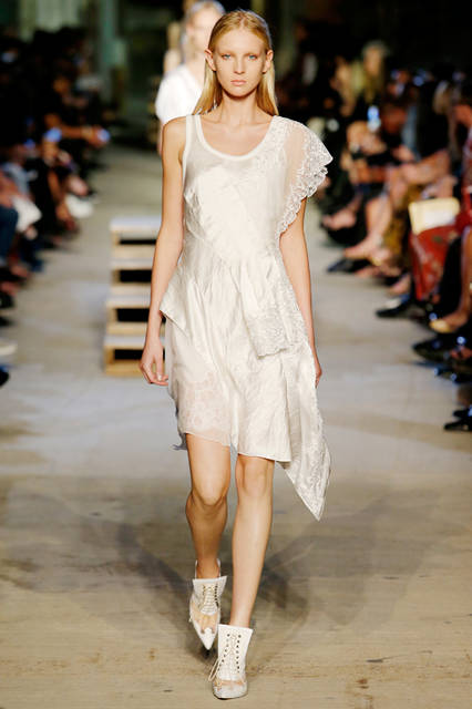 GIVENCHY_SS16_018