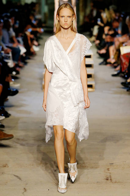 GIVENCHY_SS16_019