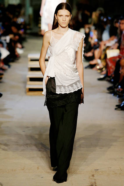 GIVENCHY_SS16_026