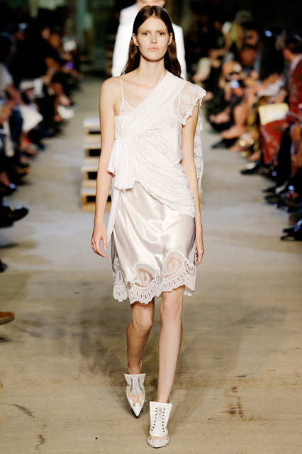 GIVENCHY_SS16_027