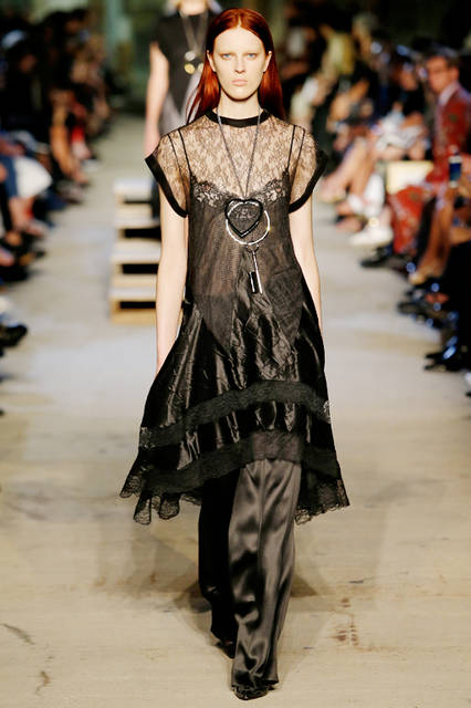 GIVENCHY_SS16_069