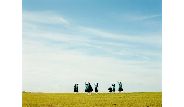 仕様｜210×200mm、128ページ、ソフトカバー<br /> 価格｜4320円<br /> 発売中<br />