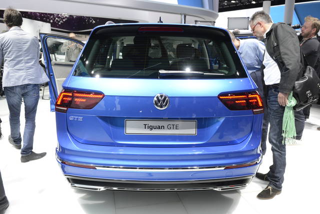 10_Volkswagen_Tiguan_GTE_concept
