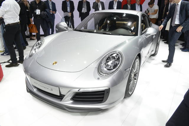 38_Porsche_911_carrera_S