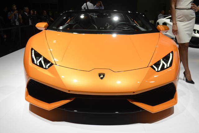 44_Lamborghini_Huracan_Spider