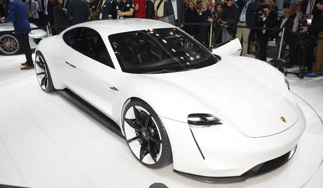 31_Porsche_Mission_E