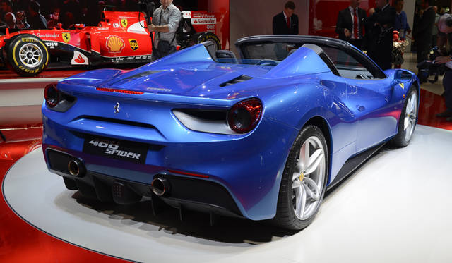 46_Ferrari_488_Spider