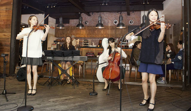 <strong>Tweed Run Tokyo｜ツイードラン東京</strong><br />昨年開催された「Tweed Run Tokyo 2014（ツイードラン東京2014）」の様子