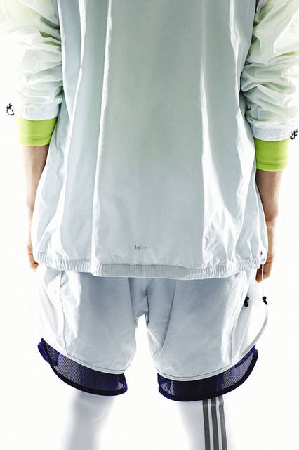 <strong>adidas｜アディダス</strong><br />「adidas by kolor（アディダス バイ カラー）」2015-16年秋冬コレクション