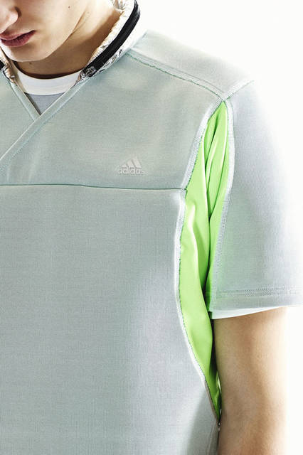 <strong>adidas｜アディダス</strong><br />「adidas by kolor（アディダス バイ カラー）」2015-16年秋冬コレクション　