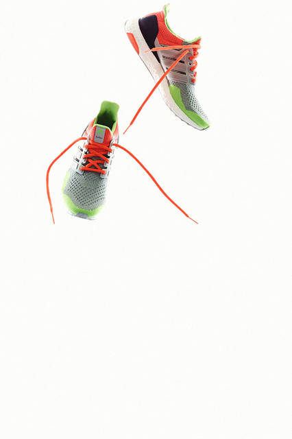 <strong>adidas｜アディダス</strong><br />「adidas by kolor（アディダス バイ カラー）」2015-16年秋冬コレクション　