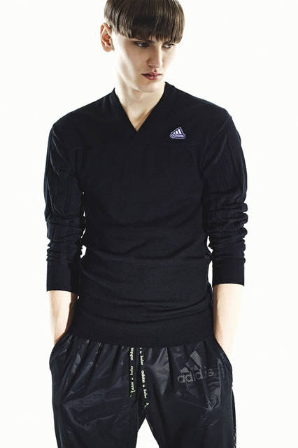 <strong>adidas｜アディダス</strong><br />「adidas by kolor（アディダス バイ カラー）」2015-16年秋冬コレクション　