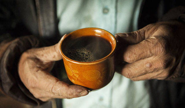 「Life Story ―日常を豊かに変えるLife Space UXのある生活―」 by Sony and LIVINGMOTIF　＜体験イベント＞「『A Film About Coffee』 Life Space UXで楽しむ、映画とコーヒーのある生活」 10月22日（木） 19：30～22:00　©2014 Avocados and Coconuts.