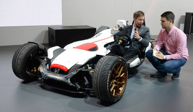 Honda project 2&4 powerd by RC213V｜ホンダ プロジェクト 2&4 パワード バイ RC213V