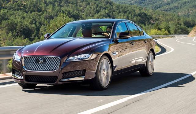 XF ポートフォリオは、XF Rスポーツとおなじく、最高出力340ps、最大トルク450Nmを発揮する3.0V6スーパーチャージドを搭載