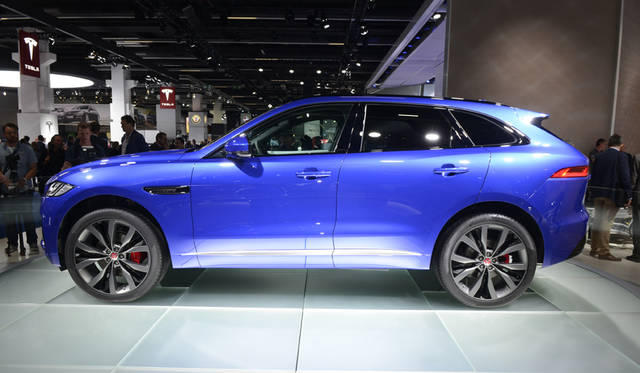 Jaguar F-PACE