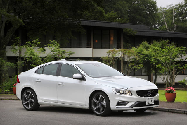 Volvo V40 D4|ボルボ V40 D4 10 Volvo V40 D4|ボルボ V40 D4