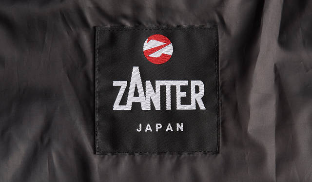 10-OPENERS0910_1763 内側にはZANTERのタグが。MADE IN JAPANのクオリティを証明する。