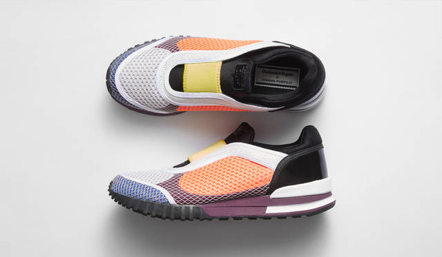 23-OPENERS0910_1801 定番モデルの『COLORADO EIGHTY-FIVE』から派生したモデル。前足部のソールの巻上げやラギットな意匠は継承しつつ、アッパーをミニマルに表現しベロとアッパーが一体化されたモノソックを採用。異なるエアメッシュの組み合わせによってカラーに変化をつけている。1万3000円※税抜価格