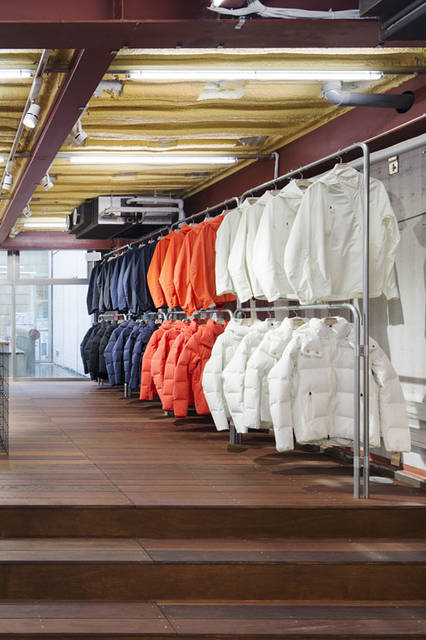 <strong>DESCENTE｜デサント</strong><br />「DESCENTE BLANC（デサント ブラン）」代官山店