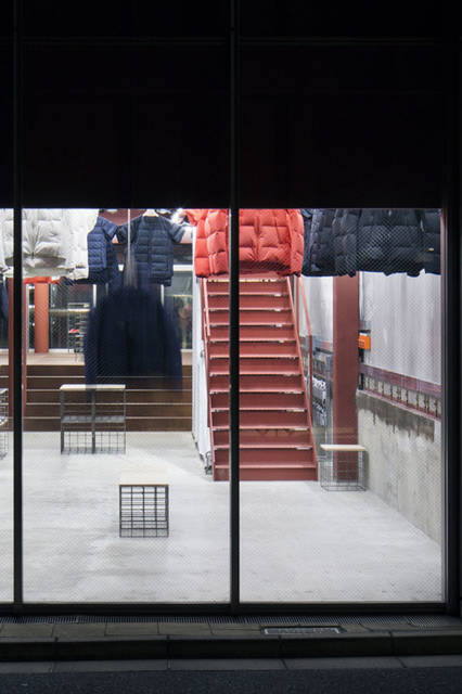 <strong>DESCENTE｜デサント</strong><br />「DESCENTE BLANC（デサント ブラン）」代官山店