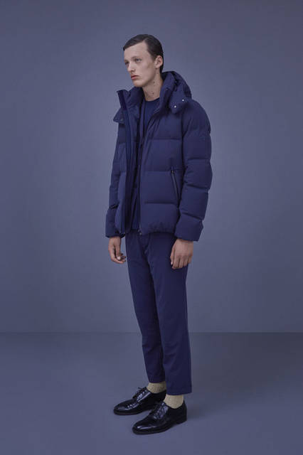 <strong>DESCENTE｜デサント</strong><br />「DESCENTE BLANC（デサント ブラン）」新ライン「DESCENTE PAUSE（デサント ポーズ）」 2015-16年秋冬コレクション