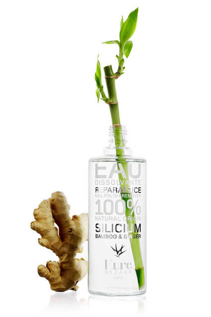 <strong>Kure BAZAAR｜キュアバザー</strong><br />キュアバザー ネイルカラーリムーバーR “バンブー＆ジンジャー” 6264円[250mL]
