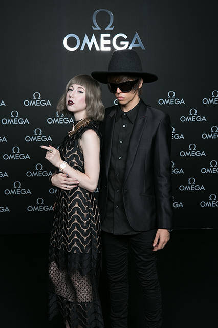 ブロガーMisha Janette（左）、ファッションモデルSebastiano Serafini（右）